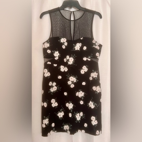 Express Dresses & Skirts - Express Black Floral Mesh Yoke Sleeveless Dress Size 12